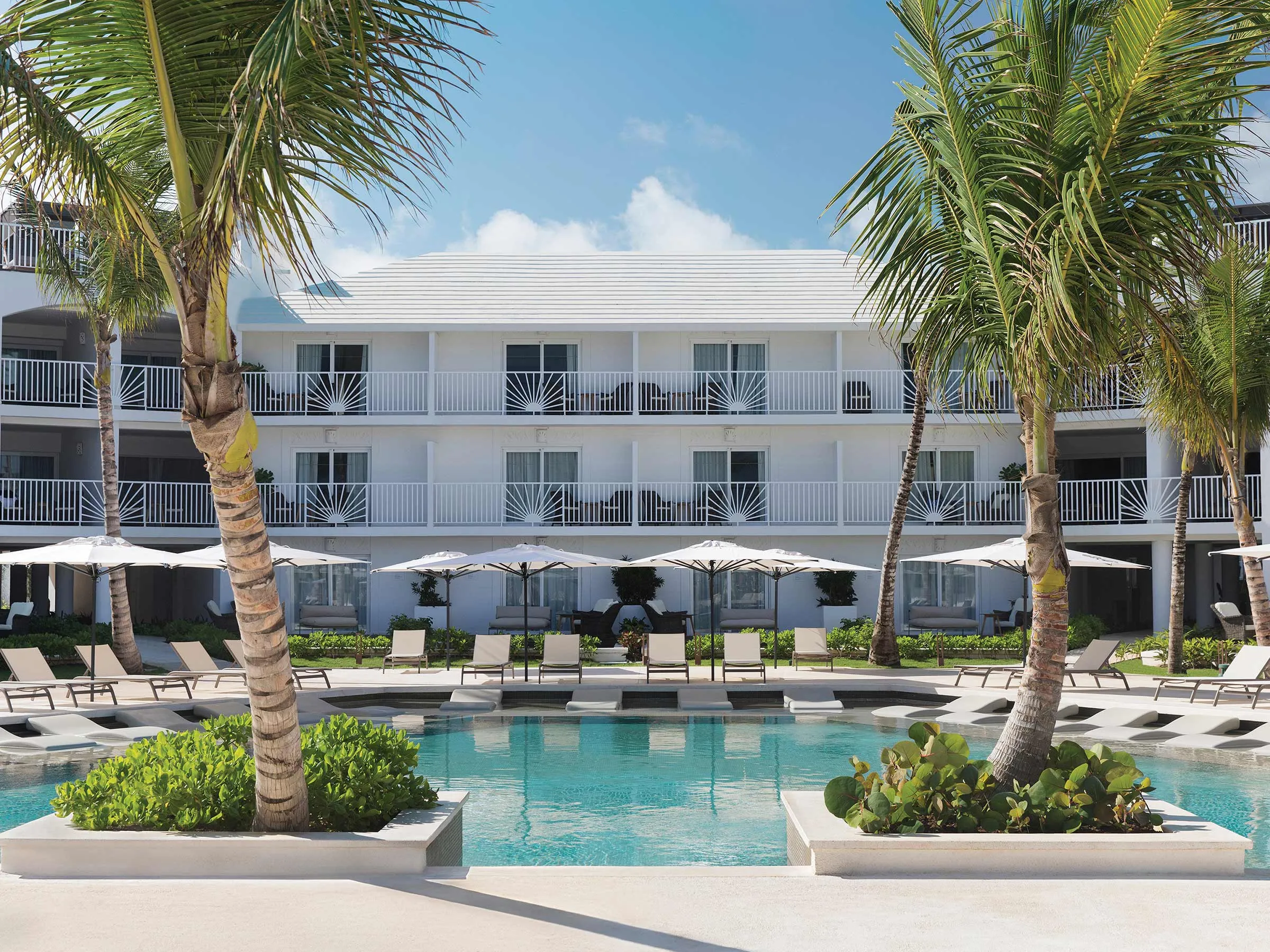 4550 secrets royal beach
