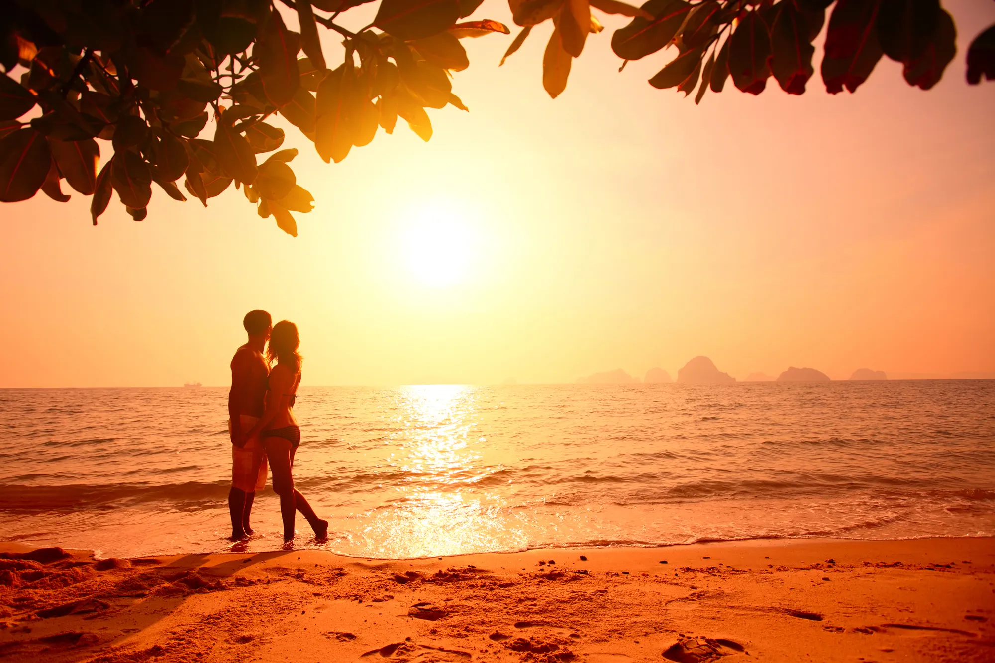 4580 couple sunset