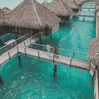 /img/4585-bora-bora-st-regis-arrival.webp