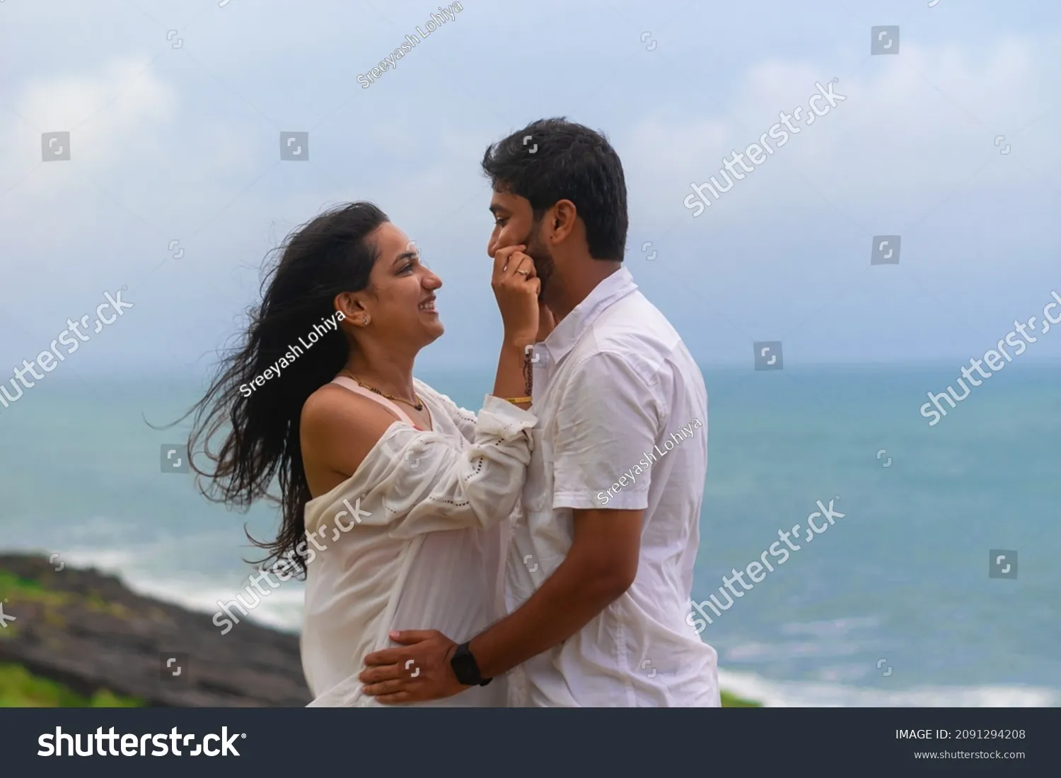 4644 indian couple beach
