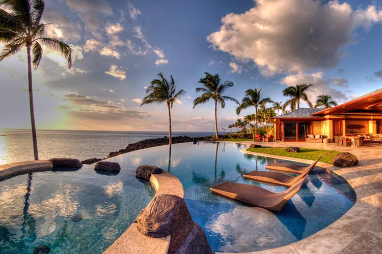 4755 oahu honeymoon