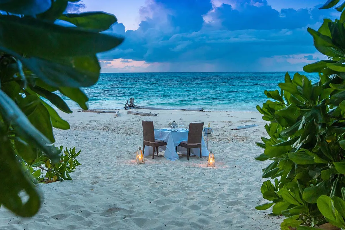 4757 seychelles beach