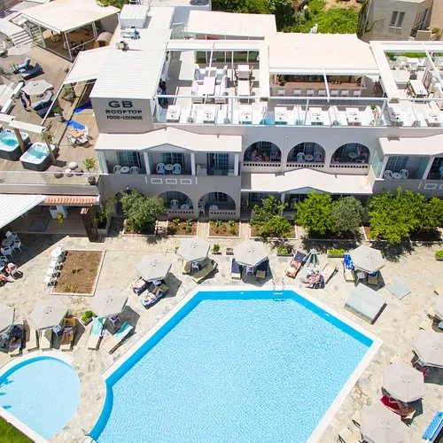 4784 crete couple beach