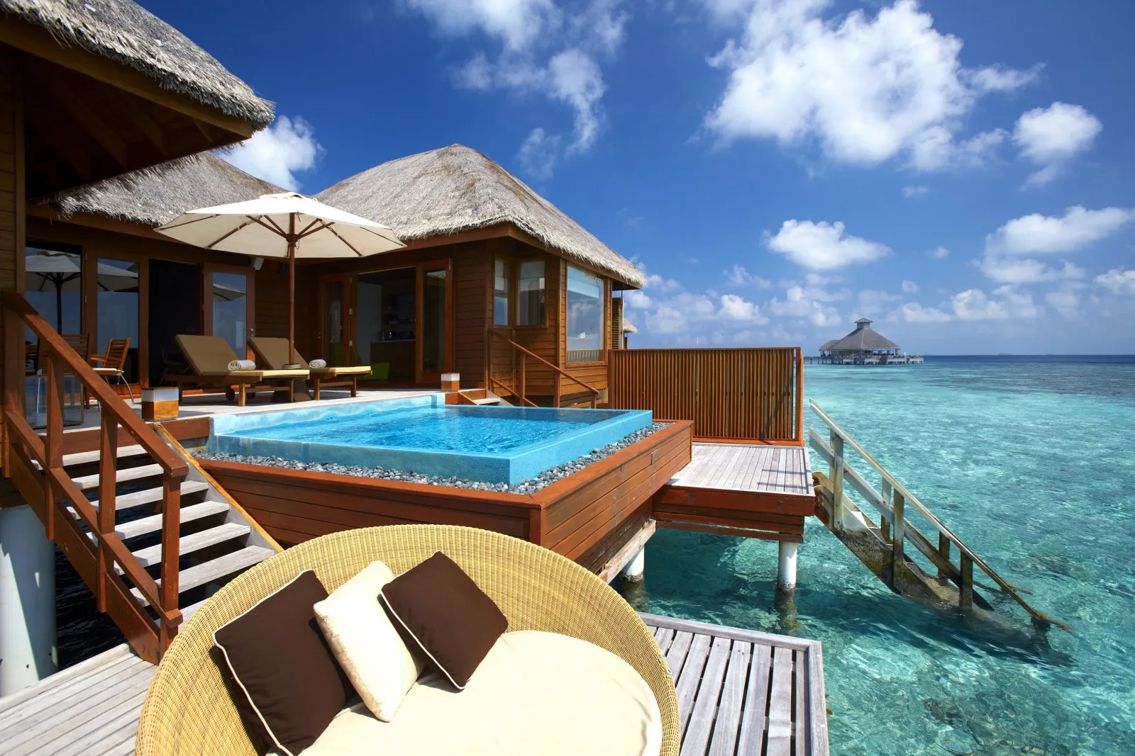 4816 maldives resort overwater bungalows